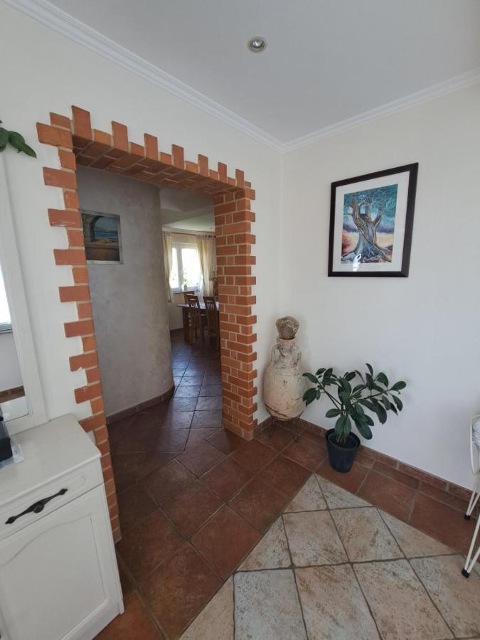 Apartmani Dijana Palit Exterior photo